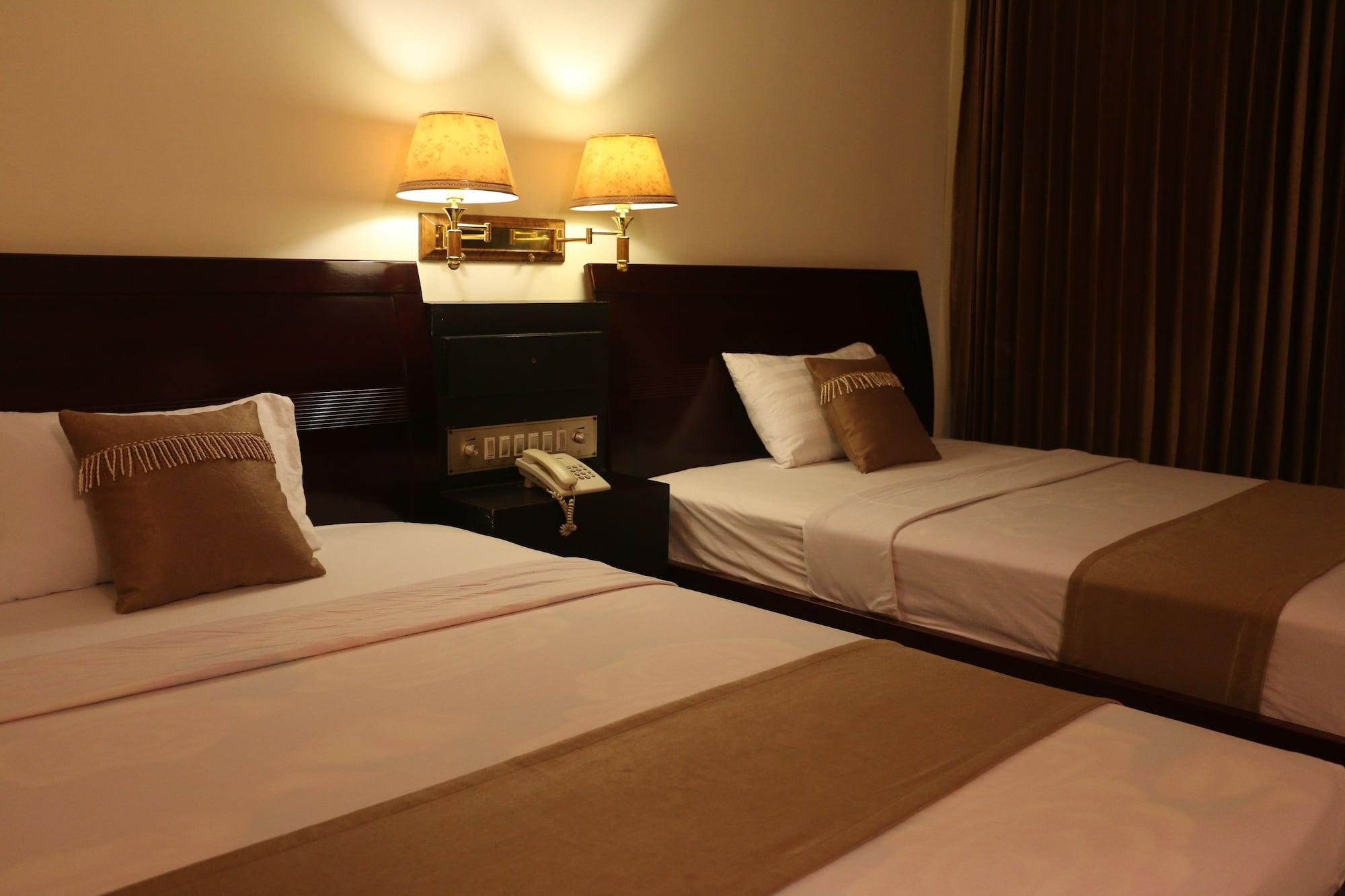 You Eng Hotel Phnom Pen Exterior foto